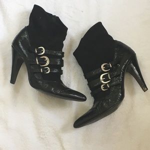 Fashion black heel